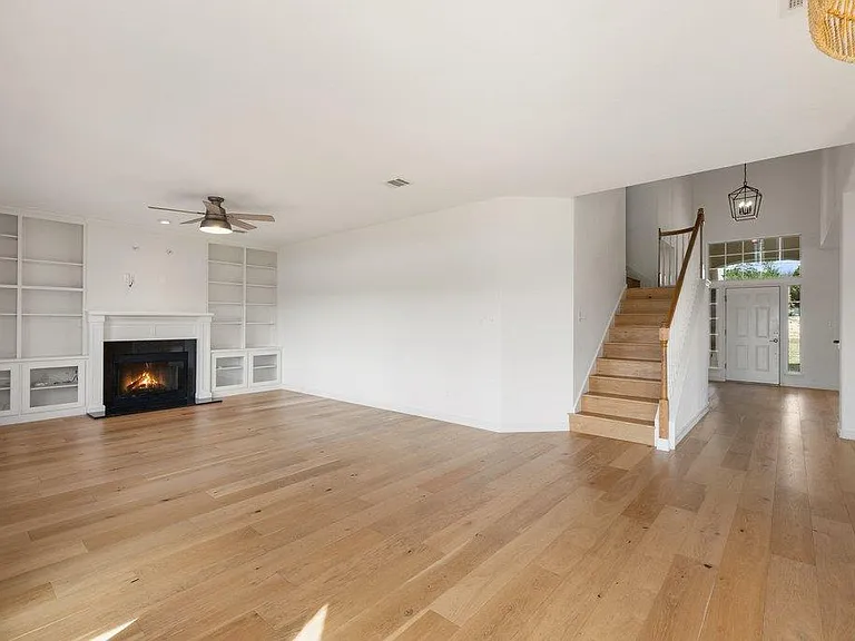 17133 Majestic Ridge Rd — Photo 10