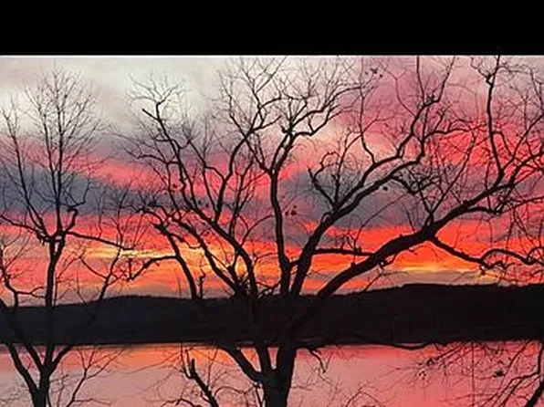 774 Ridge Dr, Cadiz, KY 42211