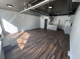 1742 W Devon Ave, Chicago, IL 60660