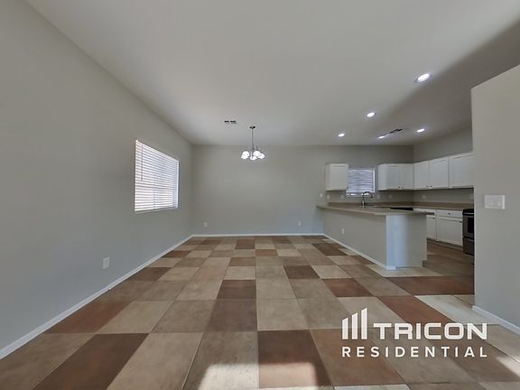 3rd image of 1750 W Union Hills Dr Unit 61