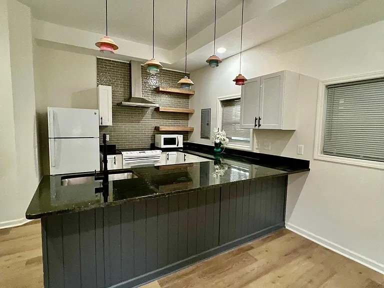 1213 Cherokee Rd #CARRIAGE HOUSE — Photo 13
