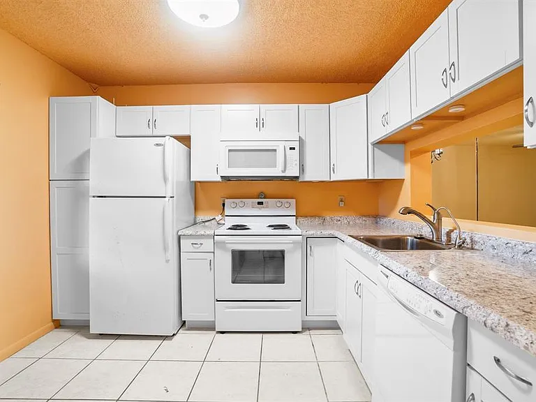 3071 Holiday Springs Blvd #102 — Photo 7