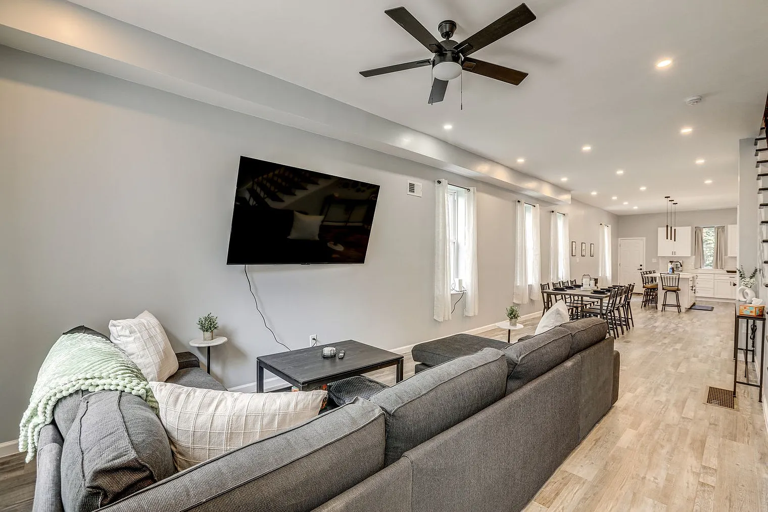 4 bed, 3.0 bath, 3196 sqft, $3,612 — Photo 1