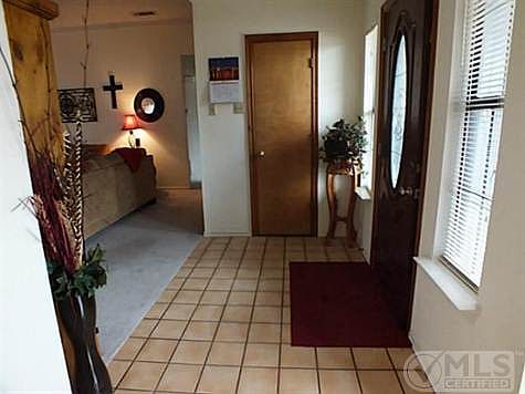 3rd image of 2113 Woodglen Dr