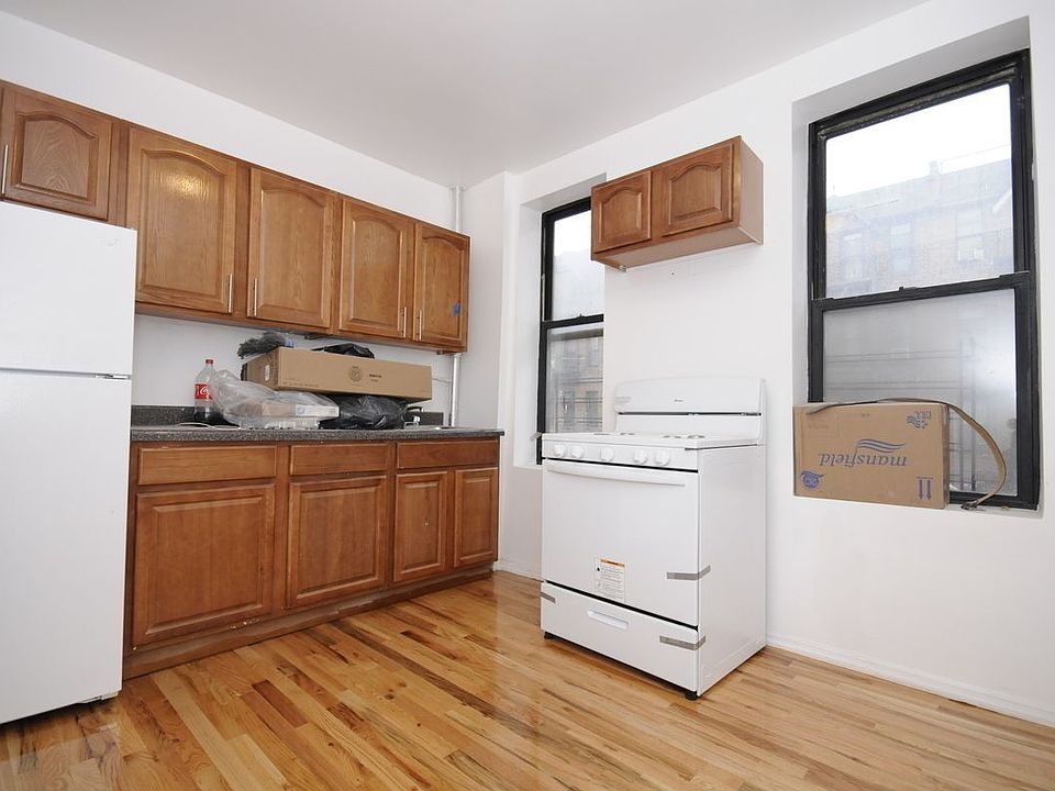 1st image of 944 42nd St #A