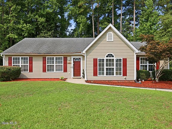 2nd image of 1104 Pamela Drive