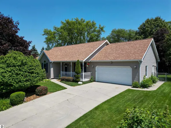 520 E Grand Ave, Mount Pleasant, MI 48858