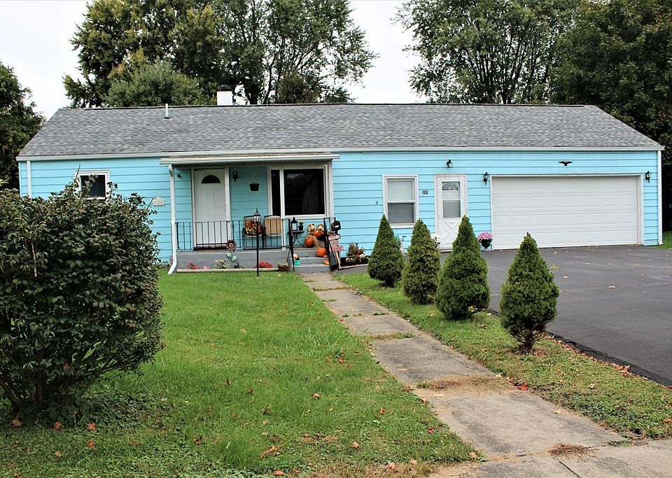 1st image of 326 Grant St