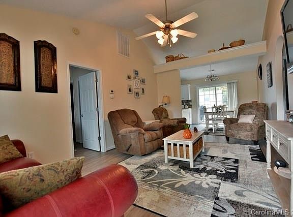 5th image of 2062 Mallard Creek Dr