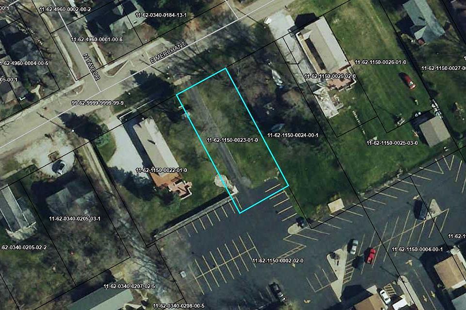 1st image of 307 E Merchant St