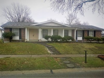 12102 Jerries Ln, Florissant, MO, 63033