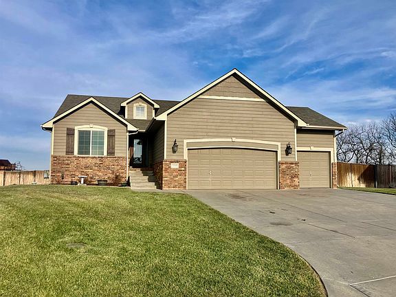 2nd image of 1160 N Countrywalk Ct