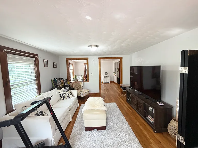 77 Dale St #2 — Photo 8