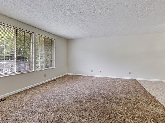 3rd image of 453 Engle Dr