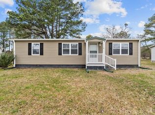 1118 Horseshoe Rd, Elizabeth City, NC 27909