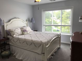 1030 N Harrison Ave APT 409, Saint Louis, MO 63122