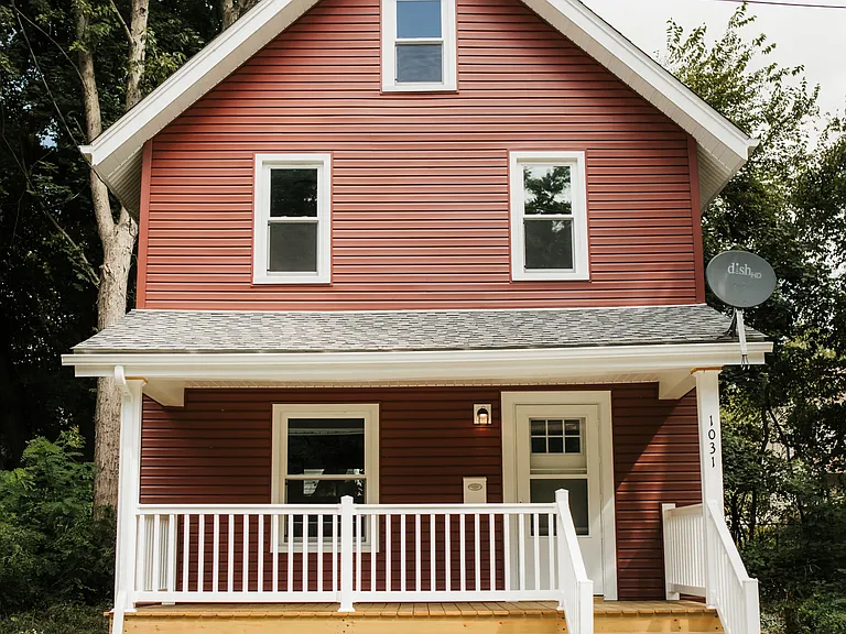 1031 Fairbanks Pl — Photo 9