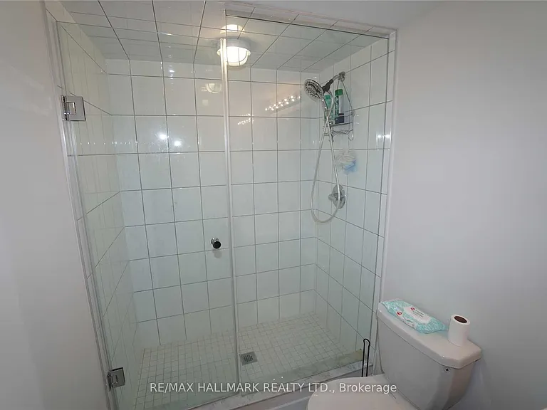 400 Alex Gardner Cir #78 — Photo 12