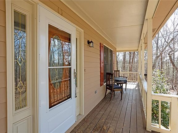 3rd image of 219 Coachwhip Ct