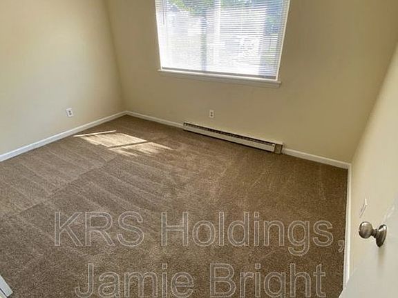 2nd image of 420 S 21st Ave