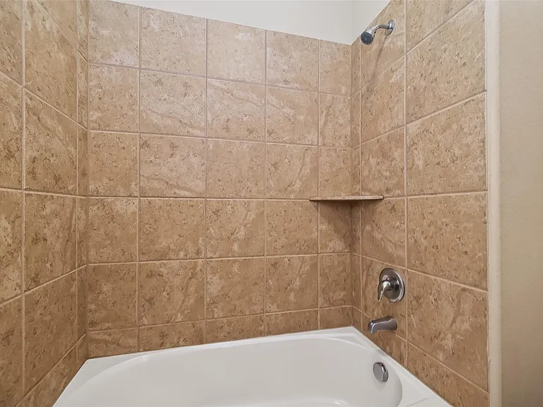 111 Pheasant Run Dr — Photo 37