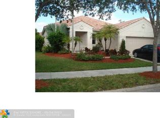 1017 Fairfield Meadows Dr, Weston, FL 33327