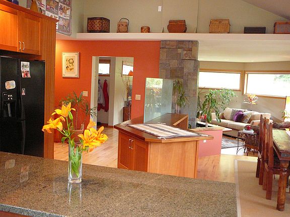 Kitchen/dining