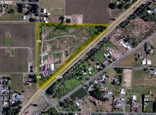 9660 NE Fox Farm Rd, Dundee, OR 97115