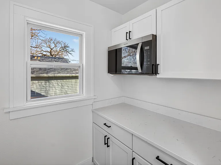 1618 Beaver Ave — Photo 9