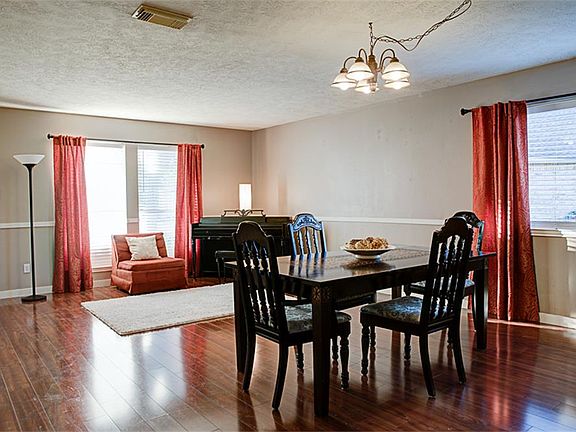 4th image of 19802 Black Cherry Bend Ct