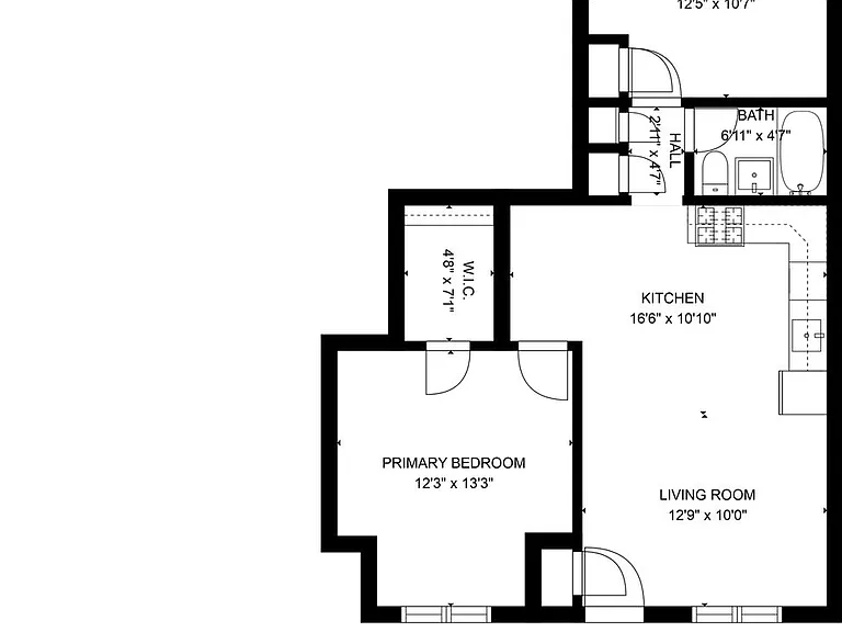 Trailway Apartments — Photo 43