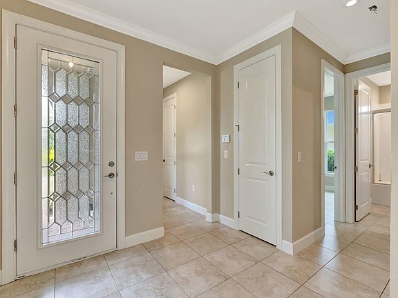 3rd image of 9584 SW Royal Poinciana Drive