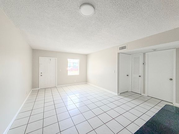 2nd image of 1515 N Federal Hwy APT 1