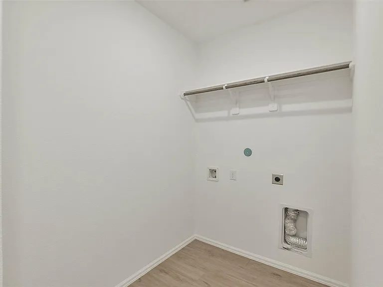 3015 Wedgewood Cove Way — Photo 18