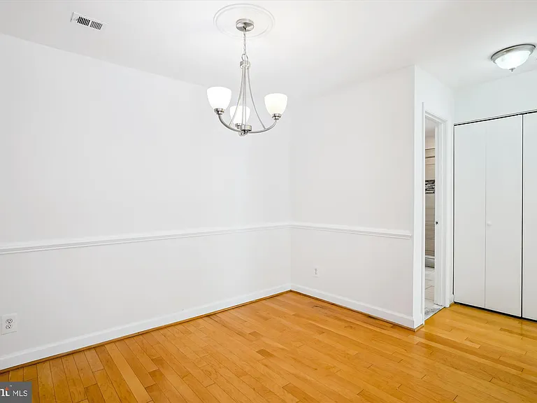 18210 Chalet Dr #1-51 — Photo 11