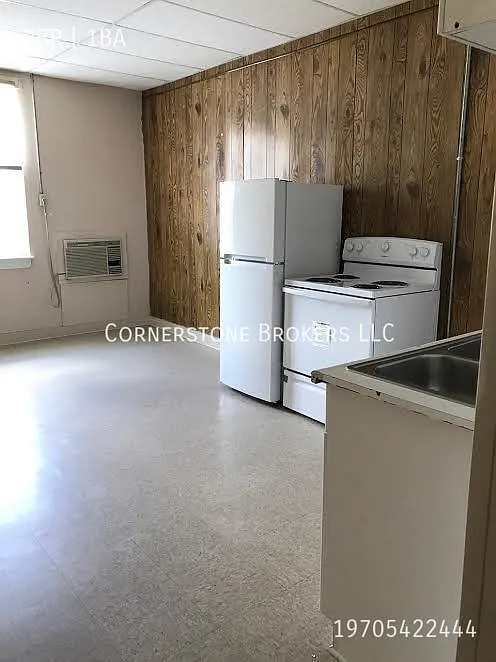 201.5 Main St #5