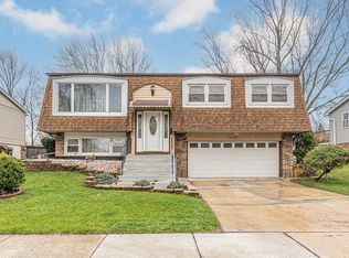 7737 161st Pl, Tinley Park, IL 60477