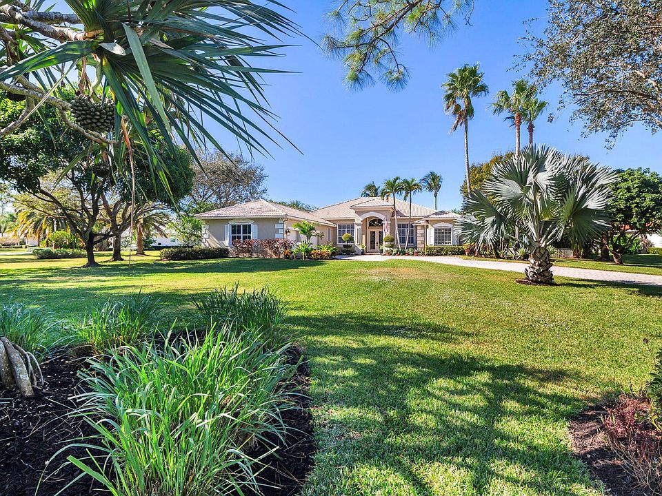 1st image of 7605 Woodsmuir Drive
