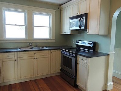 3rd image of 86 Pine Hill Ave