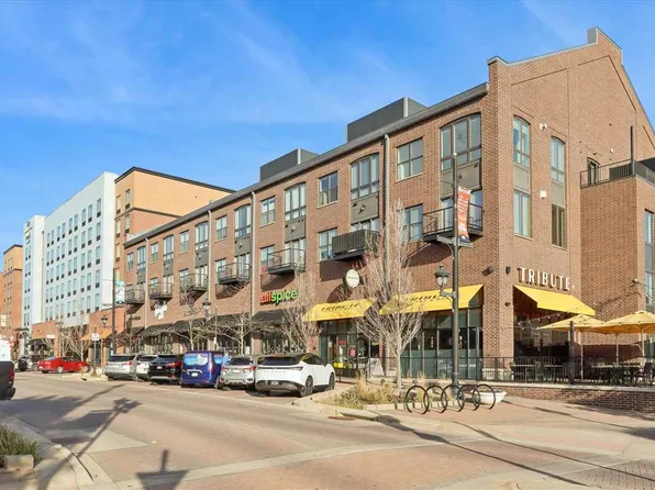 901 2nd Ave #210, Coralville, IA 52241