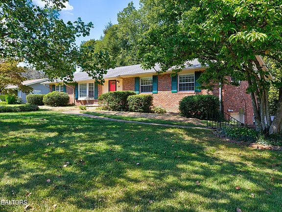2nd image of 8125 Chesterfield Dr