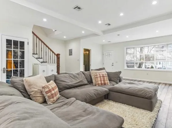 103 Poplar St, Ridgefield Park, NJ 07660