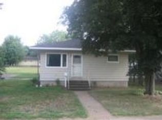 905 Wedgewood Ave, Eau Claire, WI 54703