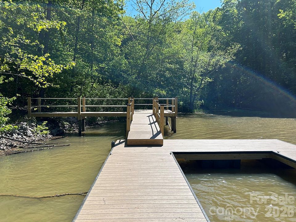 2nd image of 247 Windingwood Dr