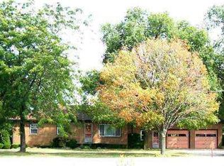 17801 S Corunna Rd, Chesaning, MI 48616