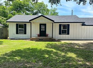 1047 Davis St N, Sulphur Springs, TX 75482