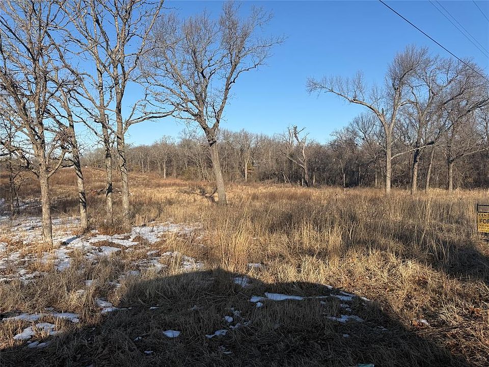 2nd image of 20954 Walker Rd