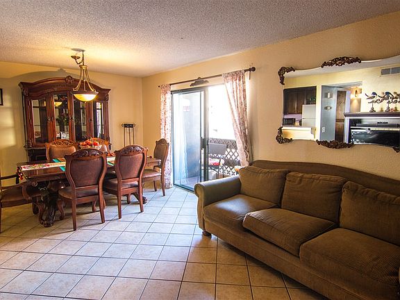 3rd image of 3422 Palm Ave Unit 2