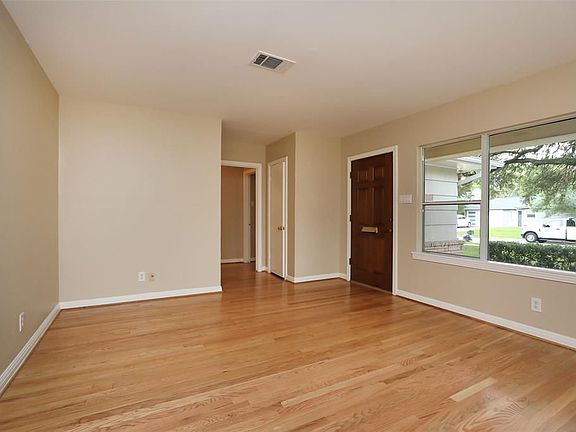 5th image of 5610 Evergreen St