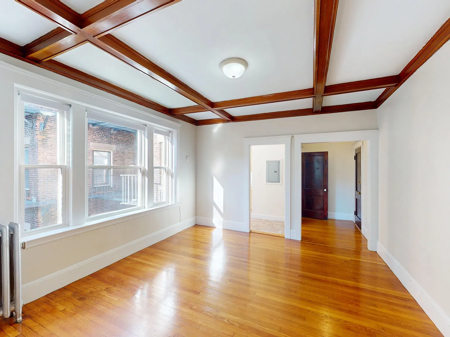 1376 Commonwealth Ave — Photo 2